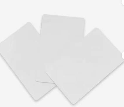 Witte NFC-kaarten in pasformaat voor je eigen link
